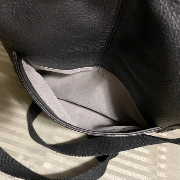 The Sak Black Leather Women’s Crossbody Bag - Picture 4 of 7
